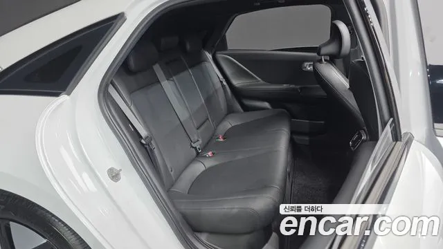 Hyundai Ioniq6 — Фото автомобиля 25