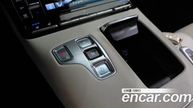 Hyundai Grandeur Grandeur (New) — Фото автомобиля 12