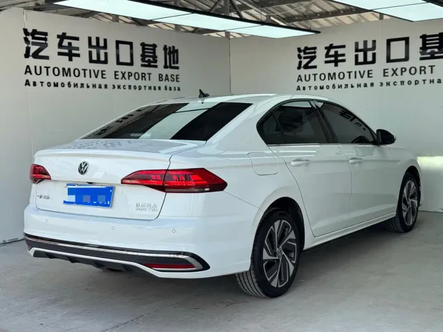 Volkswagen Bora — Фото автомобиля 7