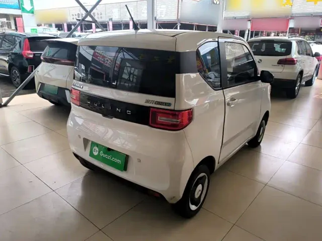 Wuling Hongguang Mini EV — Фото автомобиля 4