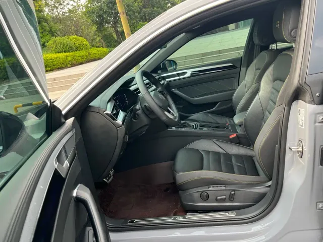 Volkswagen CC — Фото автомобиля 9
