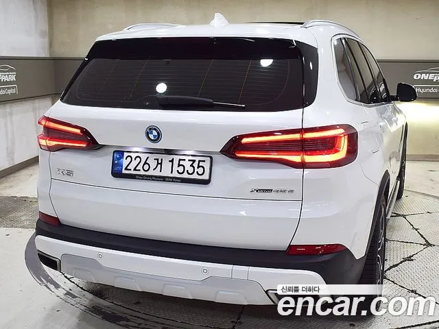 BMW X5 — Фото автомобиля 3