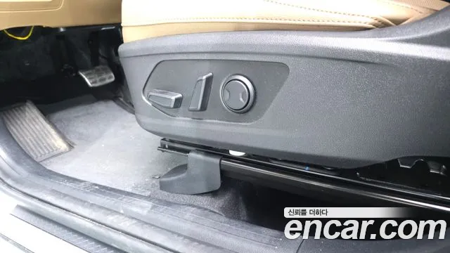 Kia Sorento Новый Sorento 4 поколение Бензин 2.5T 4WD — Фото автомобиля 28