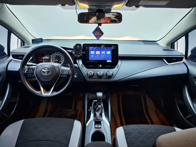 Toyota Corolla — Фото автомобиля 11