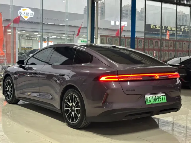 Changan Qiyuan A06 — Фото автомобиля 18