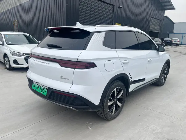 BYD Song Pro — Фото автомобиля 5