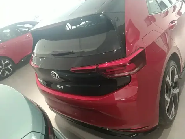 Volkswagen ID.3 — Фото автомобиля 5
