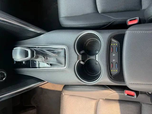 Toyota Venza — Фото автомобиля 19
