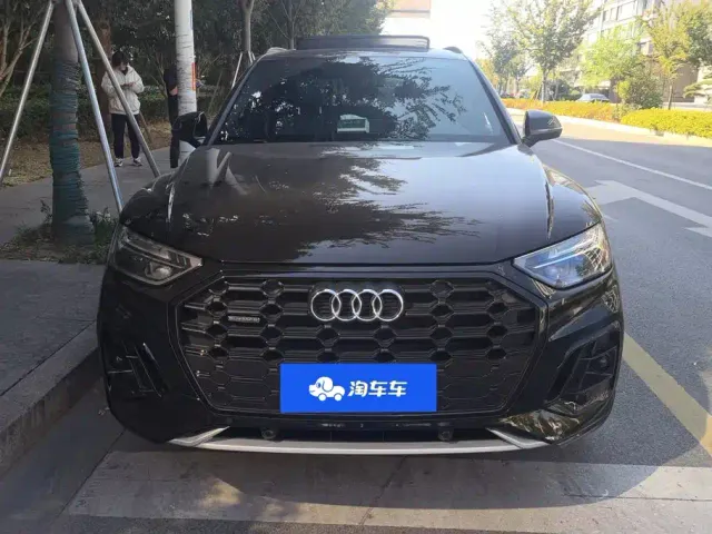 Audi Q5L — Фото автомобиля 2
