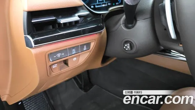 Genesis G80 Бензин 2.5 турбо 2WD — Фото автомобиля 22