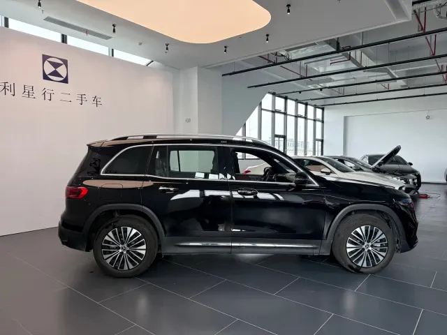 Mercedes-Benz EQB — Фото автомобиля 6