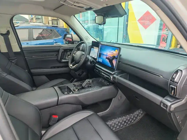 Haval Big Dog — Фото автомобиля 9