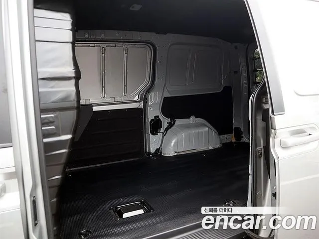 Hyundai Staria Staria Карго 3 места — Фото автомобиля 11