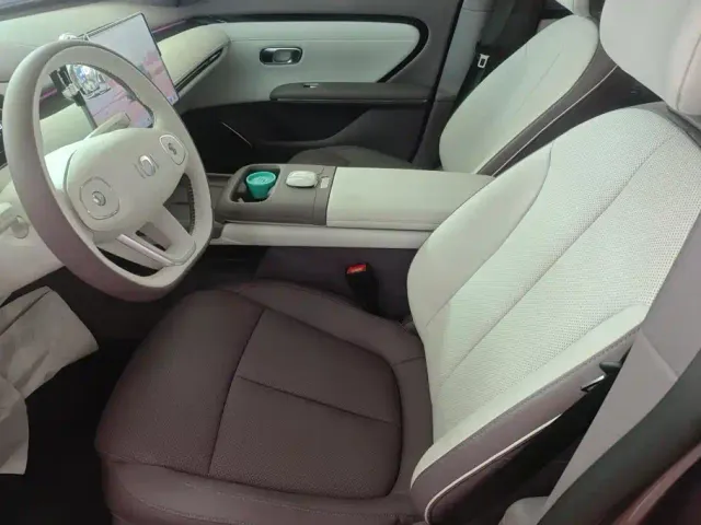 Changan Qiyuan A06 — Фото автомобиля 9