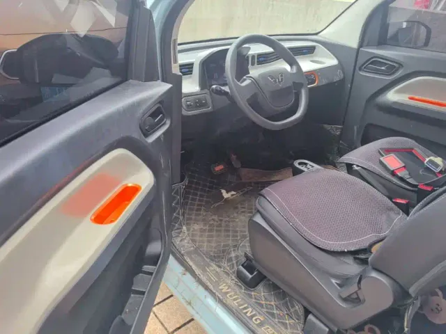 Wuling Hongguang Mini EV — Фото автомобиля 15
