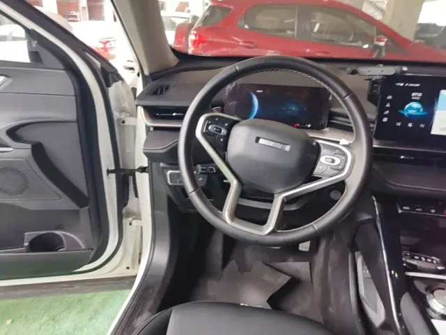 Haval H6 — Фото автомобиля 10
