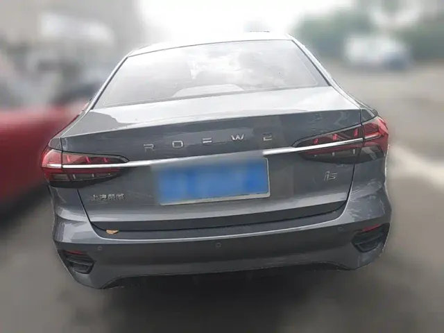 Roewe i5 — Фото автомобиля 7
