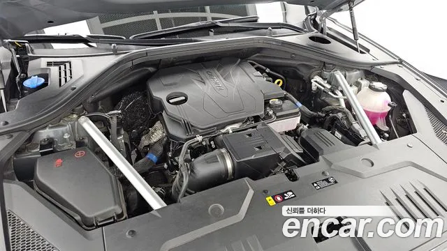 Genesis GV70 2.5T Бензин AWD — Фото автомобиля 6