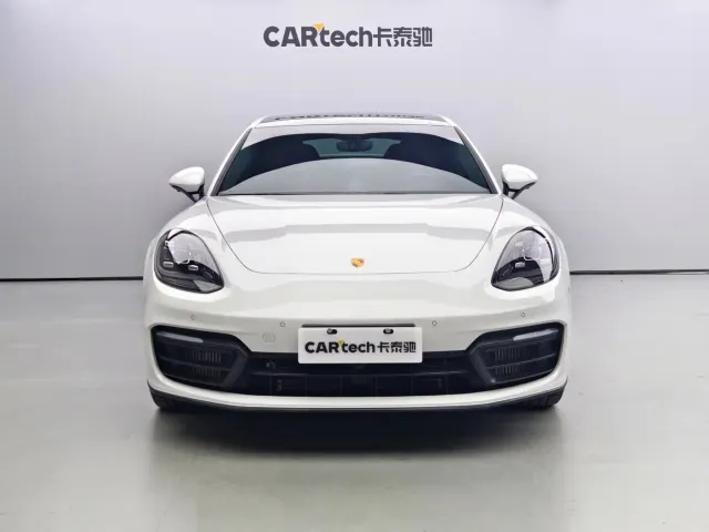 Porsche Panamera — Фото автомобиля 3