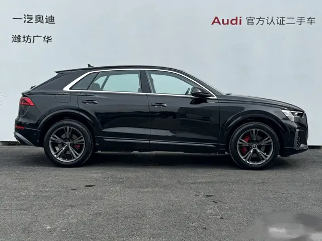 Audi Q8 — Фото автомобиля 3
