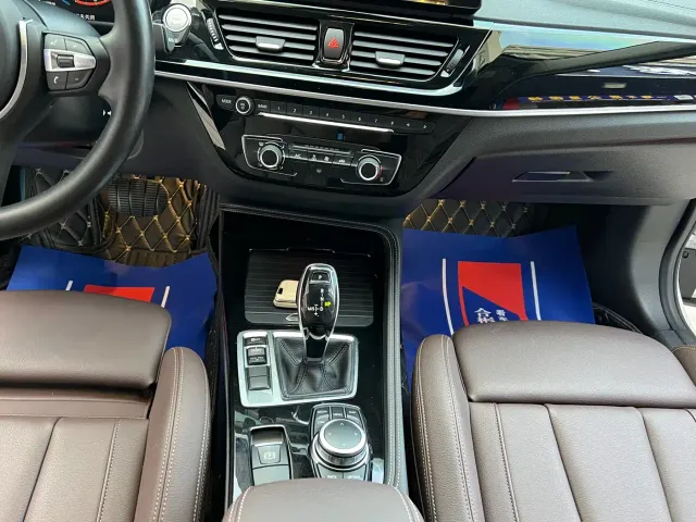 BMW 1 Series — Фото автомобиля 14