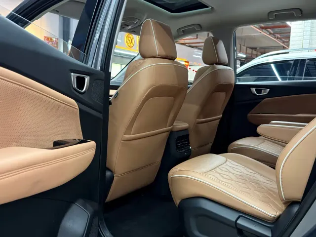 Wuling Jiachen — Фото автомобиля 28