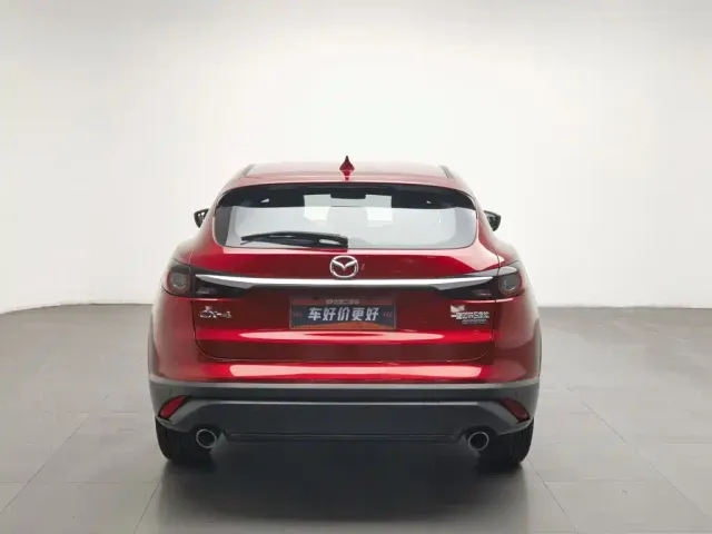 Mazda CX-4 — Фото автомобиля 4
