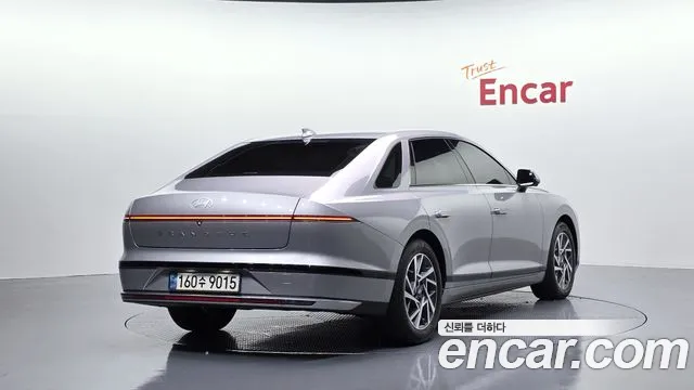 Hyundai Grandeur GN7 — Фото автомобиля 2