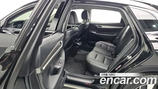 Hyundai Grandeur (New) Hybrid — Фото автомобиля 12