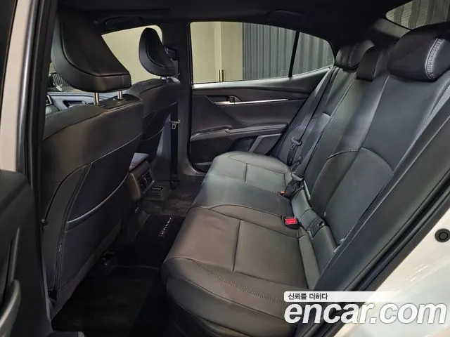 Toyota Camry — Фото автомобиля 15
