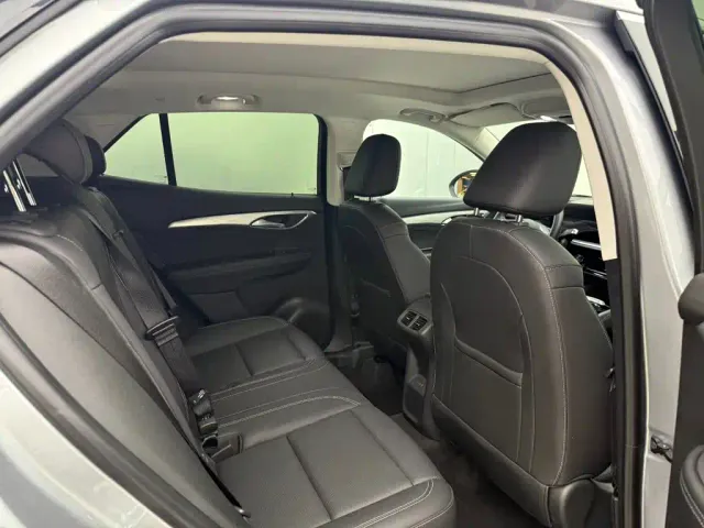 Buick Envision S — Фото автомобиля 16