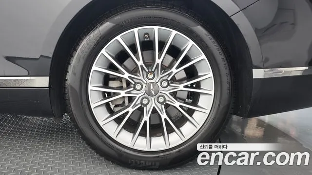 Genesis G80 RG3 — Фото автомобиля 6