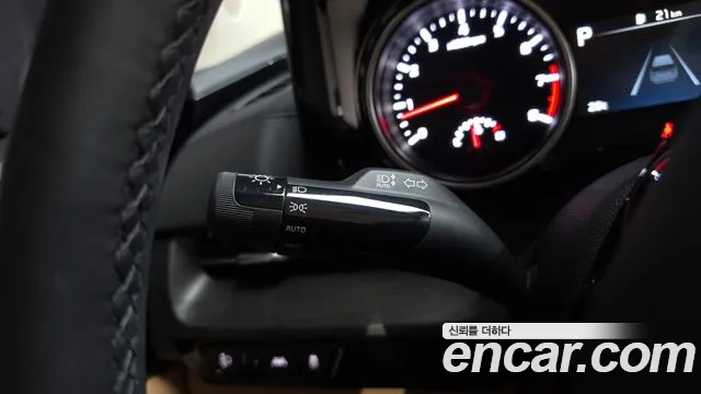 Kia Canival Carnival 4 поколение Бензин 9 мест Prestige — Фото автомобиля 24