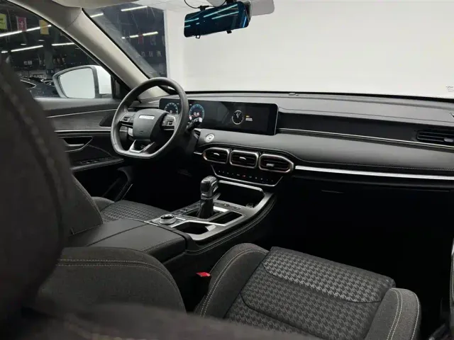 Jetour X70 Plus — Фото автомобиля 16