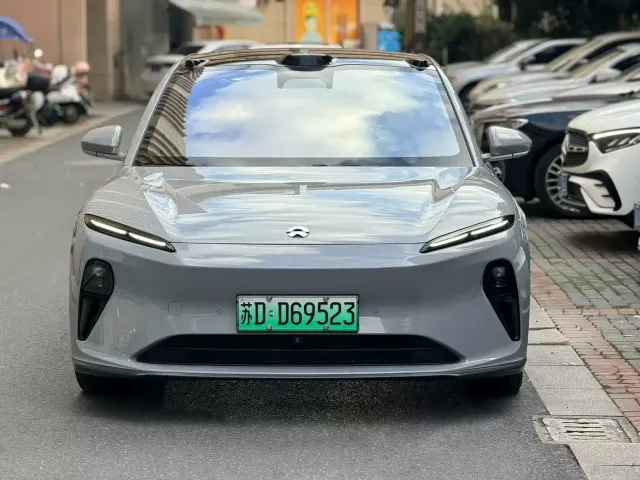 Nio ET5 Touring — Фото автомобиля 2