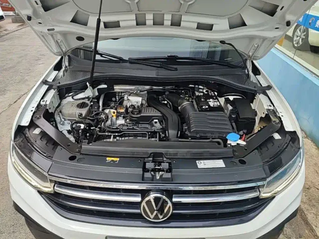 Volkswagen Tiguan L — Фото автомобиля 19