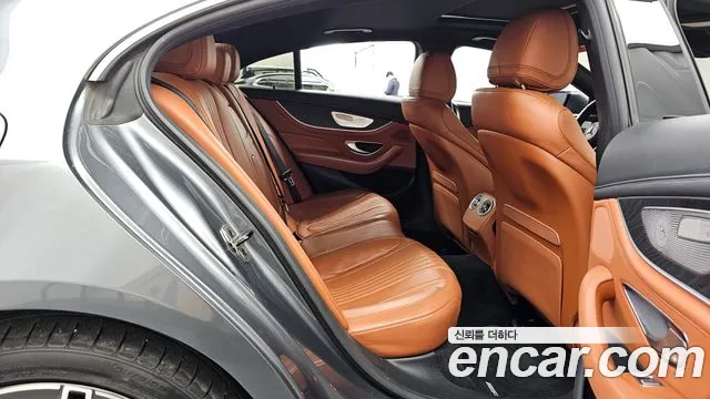 Mercedes-Benz CLS-Class — Фото автомобиля 12