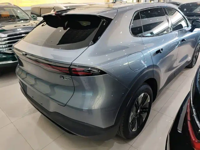 Deepal S05 — Фото автомобиля 6