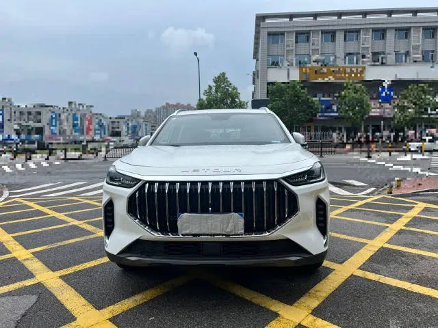 Jetour X70 Plus — Фото автомобиля 2