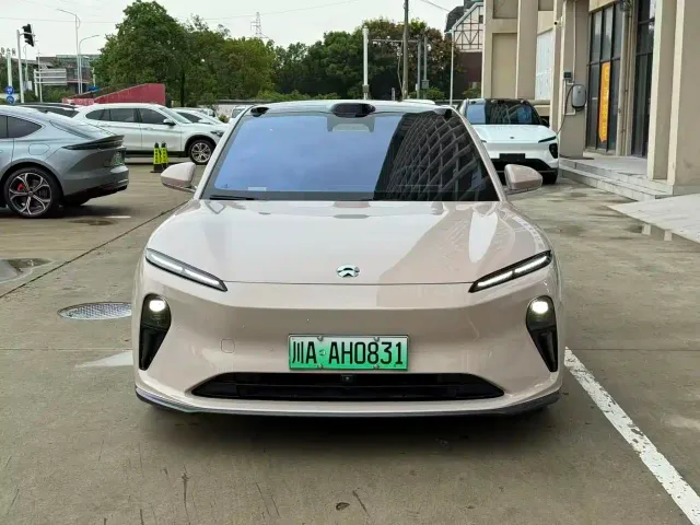 Nio ET5 — Фото автомобиля 2