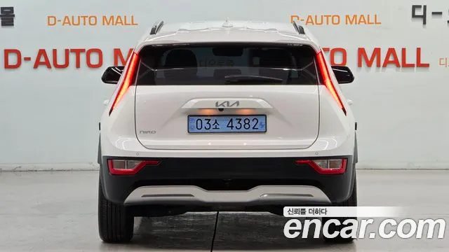 Kia Niro — Фото автомобиля 2