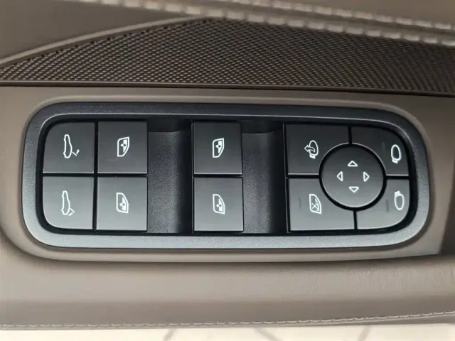 Porsche Panamera — Фото автомобиля 28