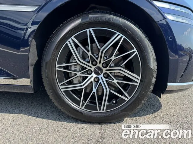 Genesis G90 RS4 — Фото автомобиля 5
