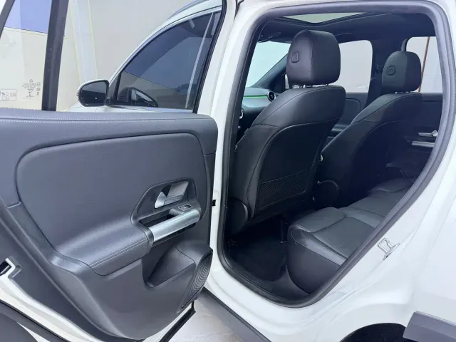 Mercedes-Benz GLA-Class — Фото автомобиля 15