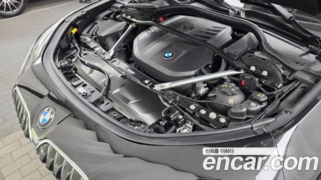 BMW 7-Series 7 серия (G70) 740i xDrive M Sport — Фото автомобиля 6