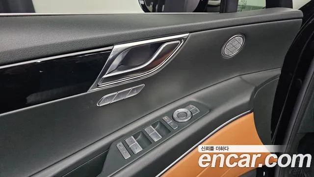 Genesis GV80 2.5T Бензин 2WD — Фото автомобиля 13