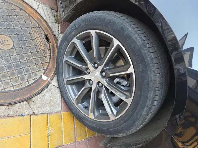 Buick LaCrosse — Фото автомобиля 6