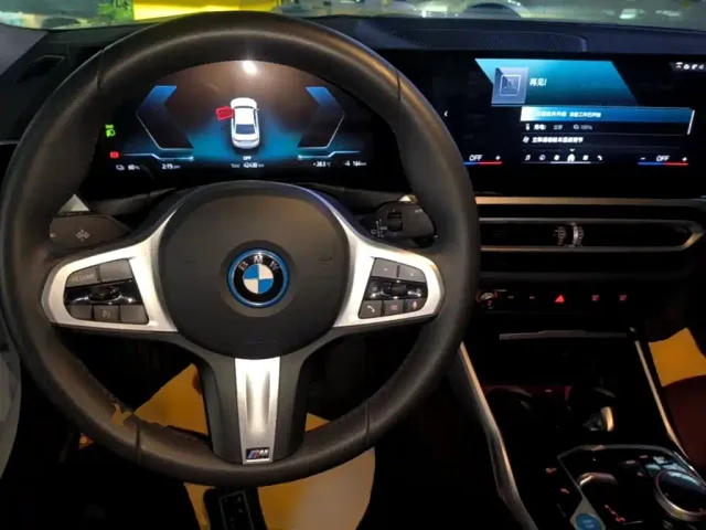 BMW i3 — Фото автомобиля 9