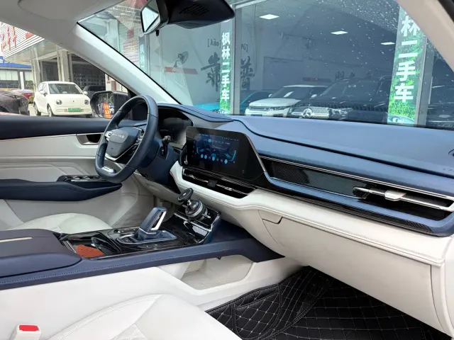 Wuling Victory — Фото автомобиля 15