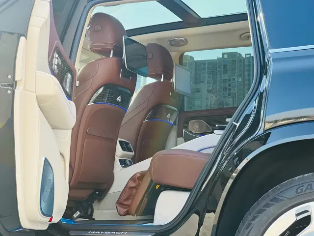 Mercedes-Benz GLS-Class — Фото автомобиля 5